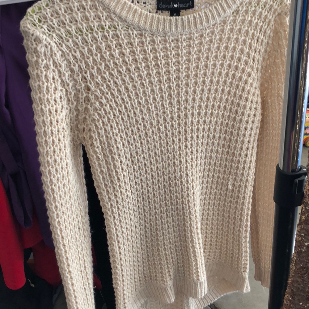 Acrylic sweater pullover